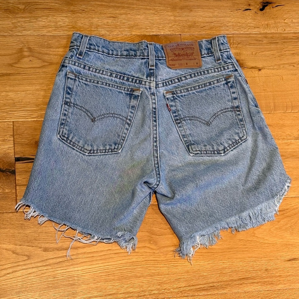 Vintage Levi’s high waisted denim cut off shorts